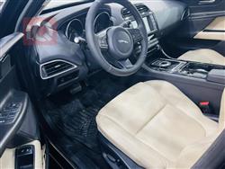 جاگوار XE